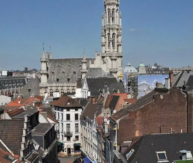 هتل Warwick Brussels Grand Place