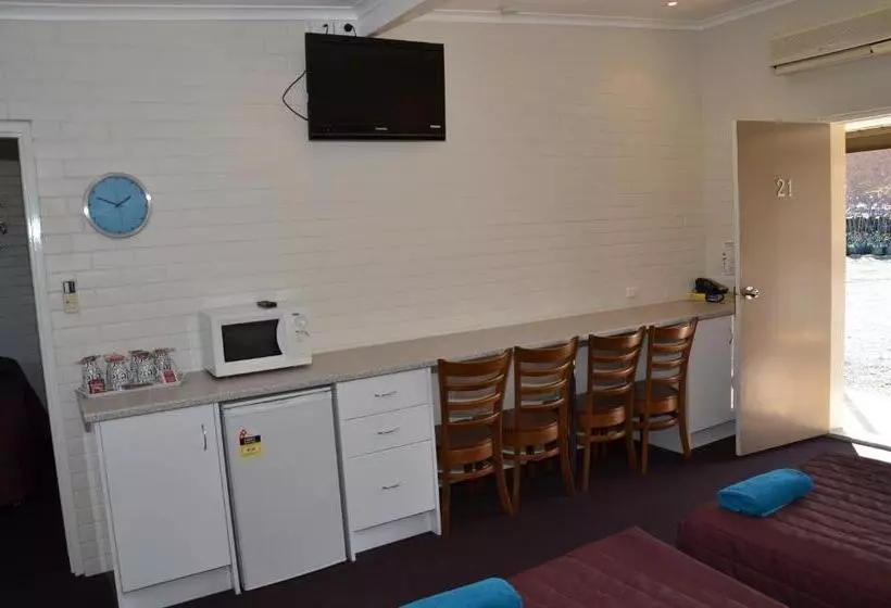 호텔 Warwick Motor Inn