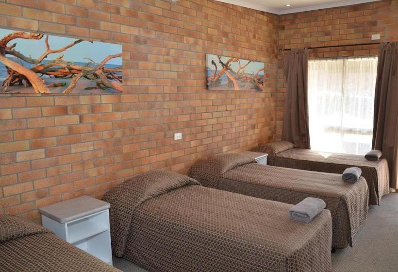 호텔 Warwick Motor Inn