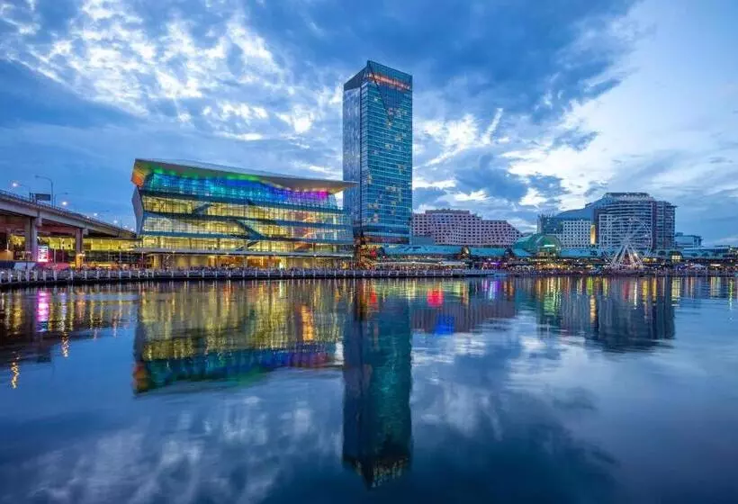 Metro Aspire Hotel Sydney