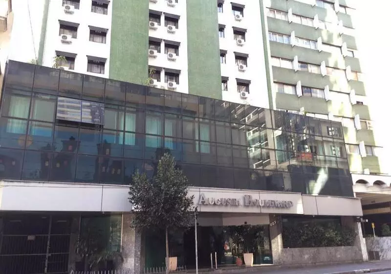 هتل Augusta Boulevard