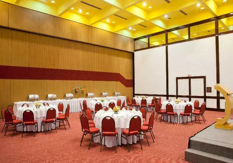 هتل Bahia Othon Palace