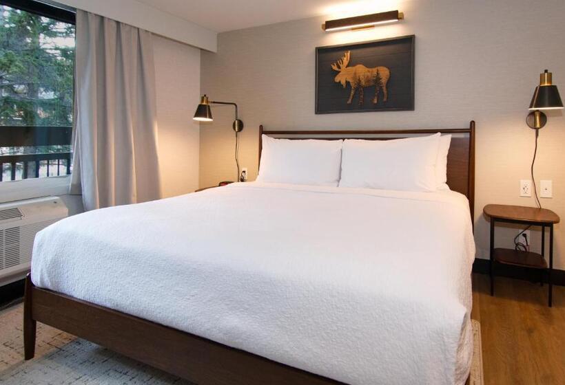 هتل Charltons Banff