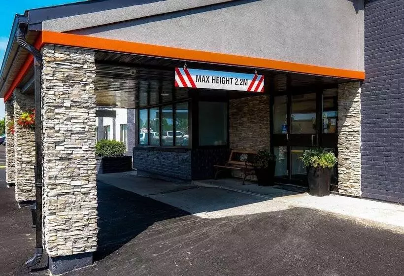 בית מלון כפרי Comfort Inn