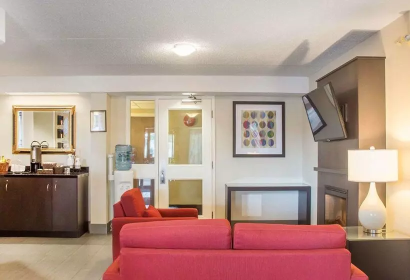 בית מלון כפרי Comfort Inn