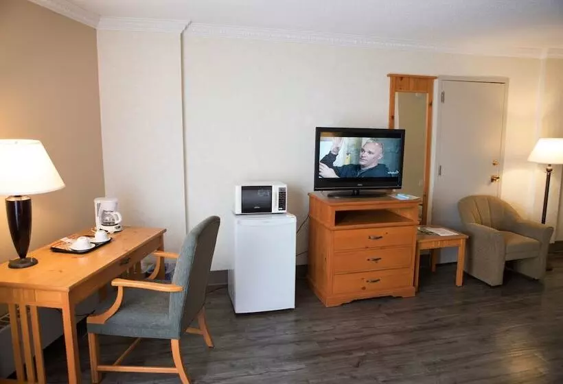 Hotel Continental Inn & Suites