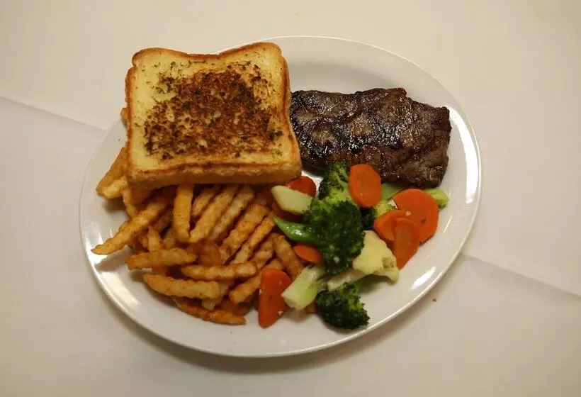 Hotel Continental Inn & Suites