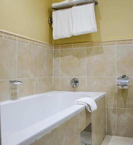 Hotel Cresta Thapama