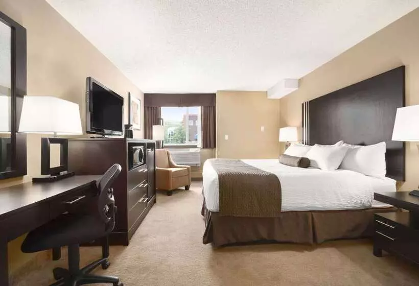 Hotel Days Inn By Wyndham Calgary Northwest