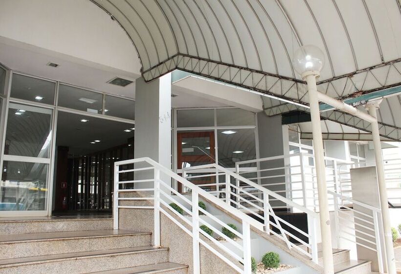 Hotel Days Inn By Wyndham Uberlândia