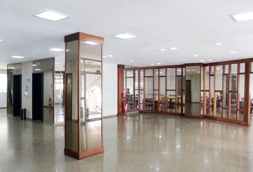 Hotel Days Inn By Wyndham Uberlândia