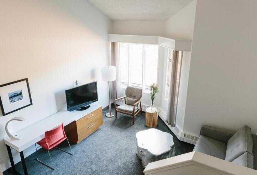 فندق Elk + Avenue