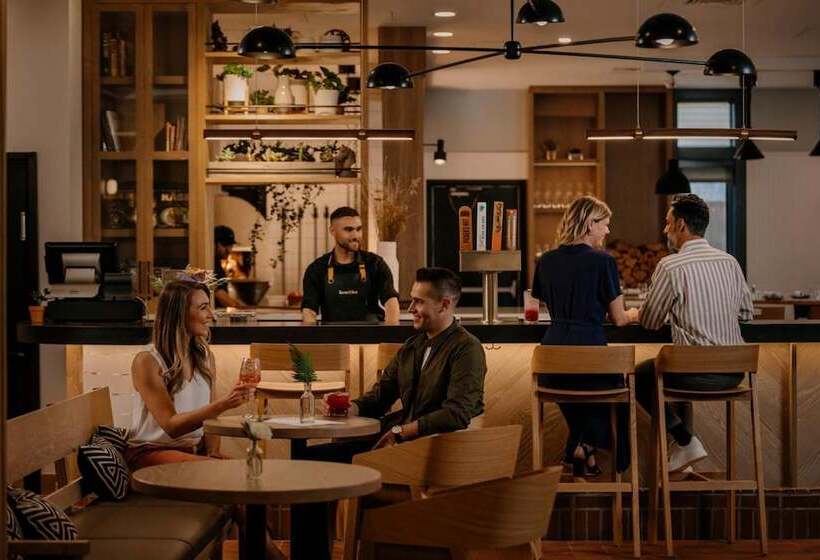 فندق Elk + Avenue