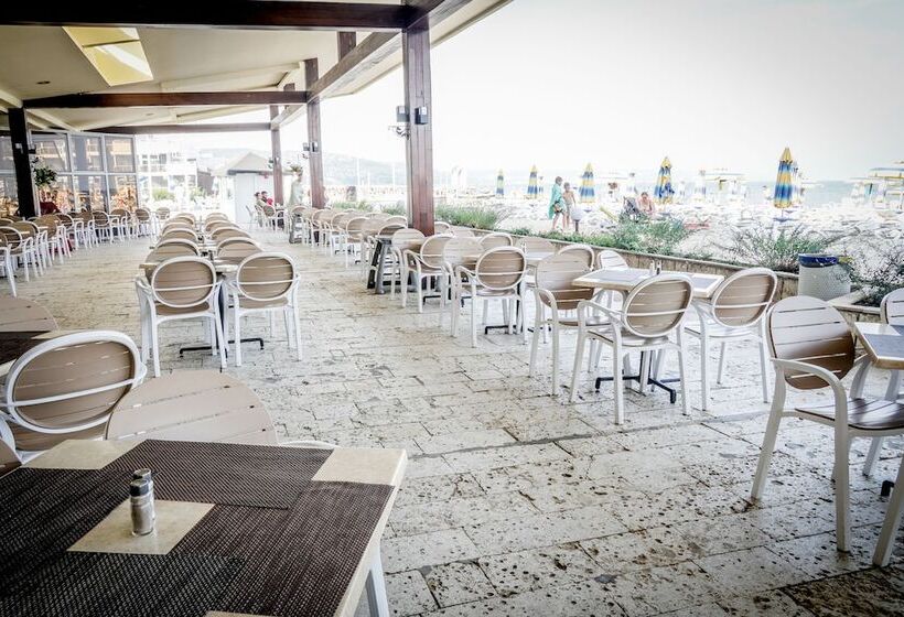 هتل Gergana Ultra All Inclusive