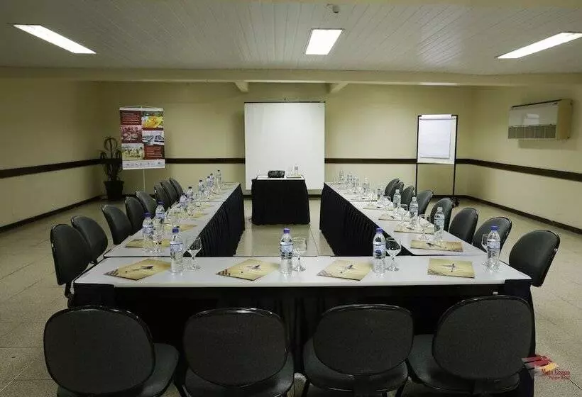 هتل Mato Grosso Palace