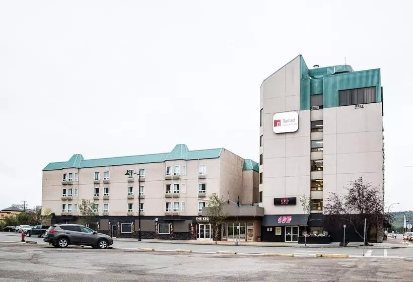 Nomad Hotel & Suites