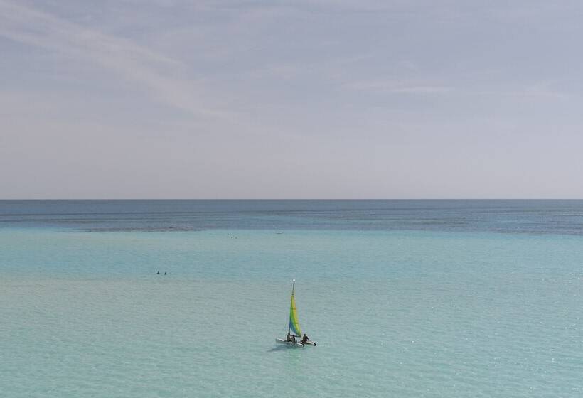 هتل Pompano Beach Club