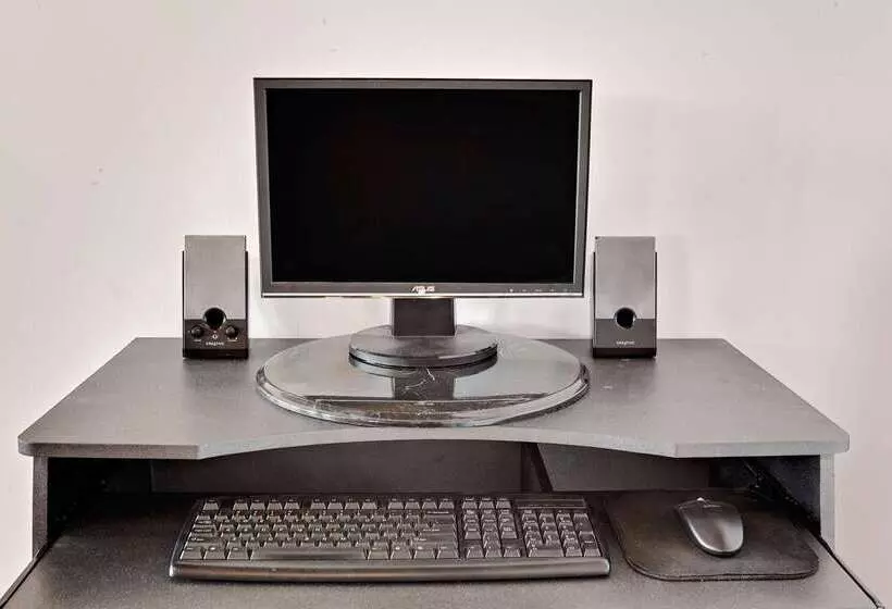 호텔 Ramada By Wyndham Gananoque Provincial Inn