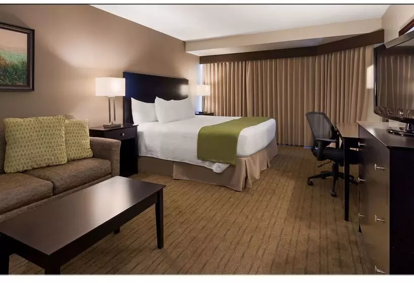 ホテル Best Western Pembroke Inn & Conference Centre