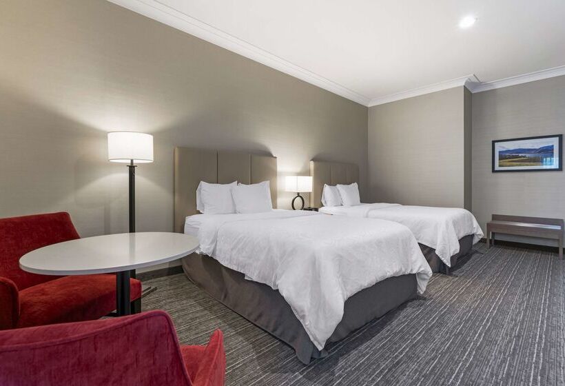 Best Western Plus Kelowna Hotel & Suites