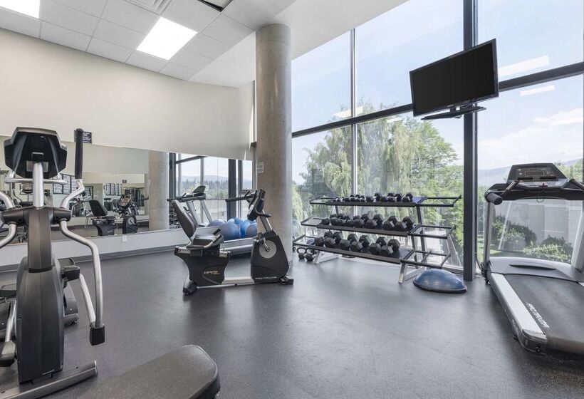 Best Western Plus Kelowna Hotel & Suites