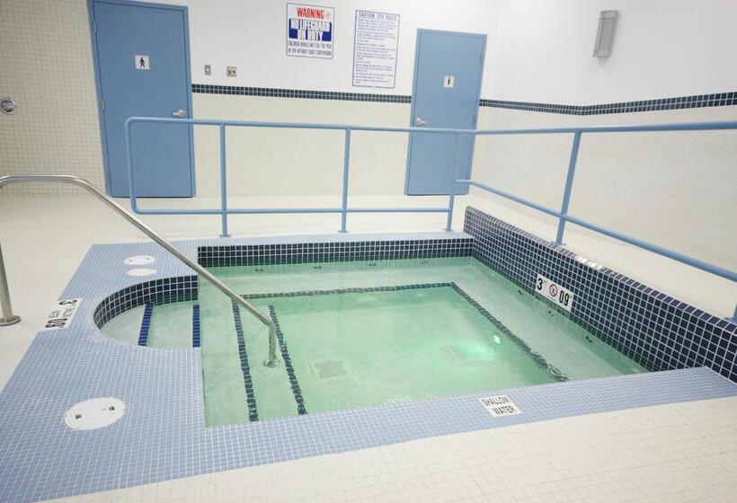 Coast Lethbridge Hotel & Conference Centre