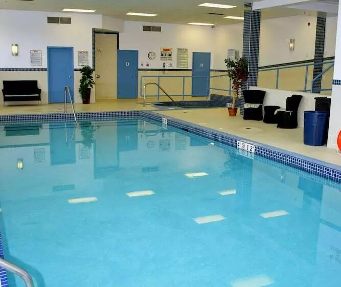 Coast Lethbridge Hotel & Conference Centre