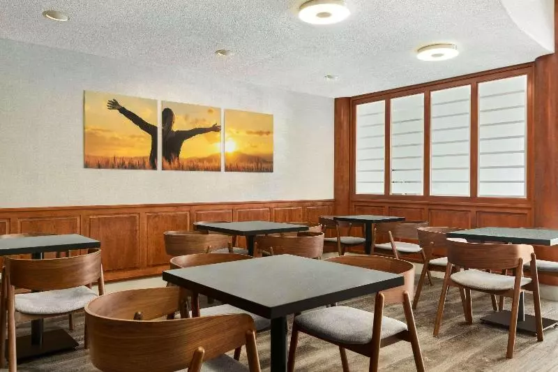 ホテル Days Inn By Wyndham Guelph