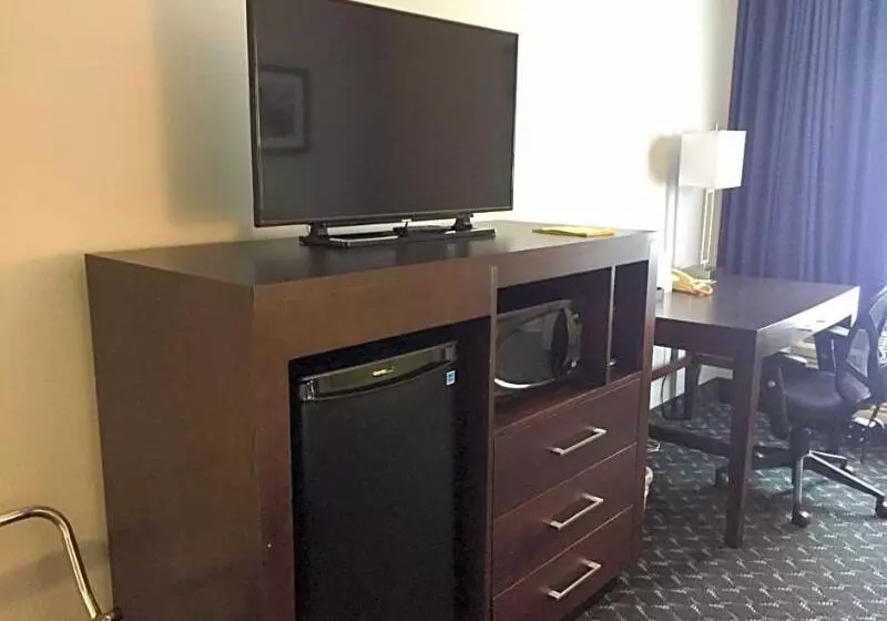 Hotel Days Inn By Wyndham Sarnia Harbourfront