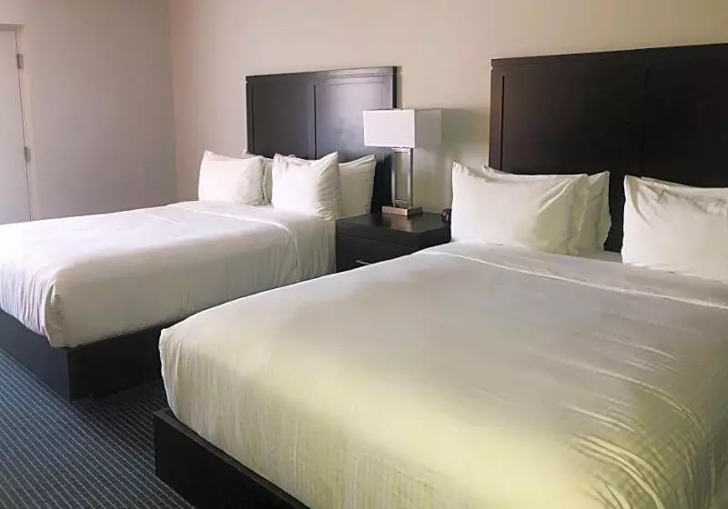 Hotel Days Inn By Wyndham Sarnia Harbourfront