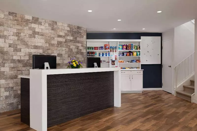 Hotel Days Inn By Wyndham Sarnia Harbourfront