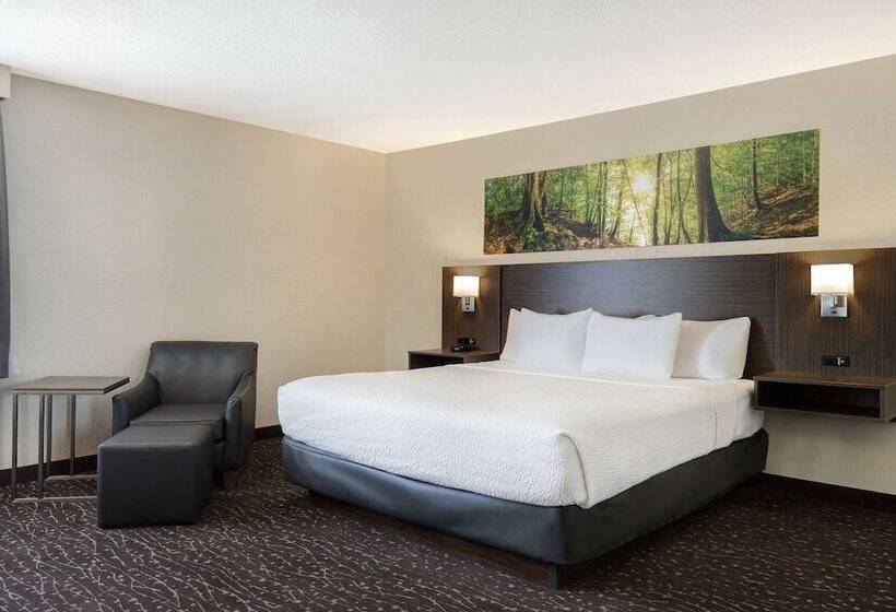 هتل Days Inn & Conference Centre By Wyndham Prince Albert