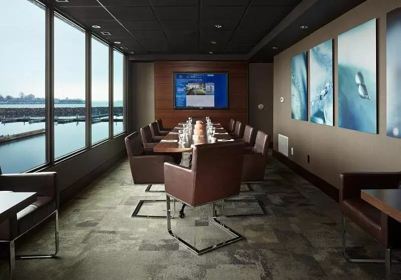 Delta Hotels By Marriott Kingston Waterfront