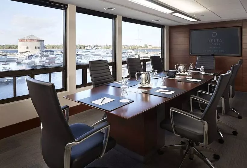 Delta Hotels By Marriott Kingston Waterfront