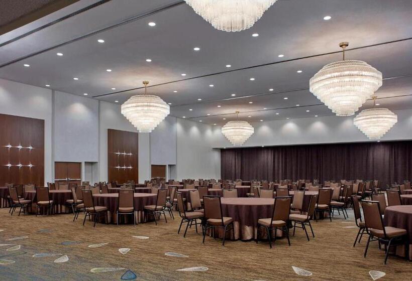 Delta Hotels By Marriott Winnipeg