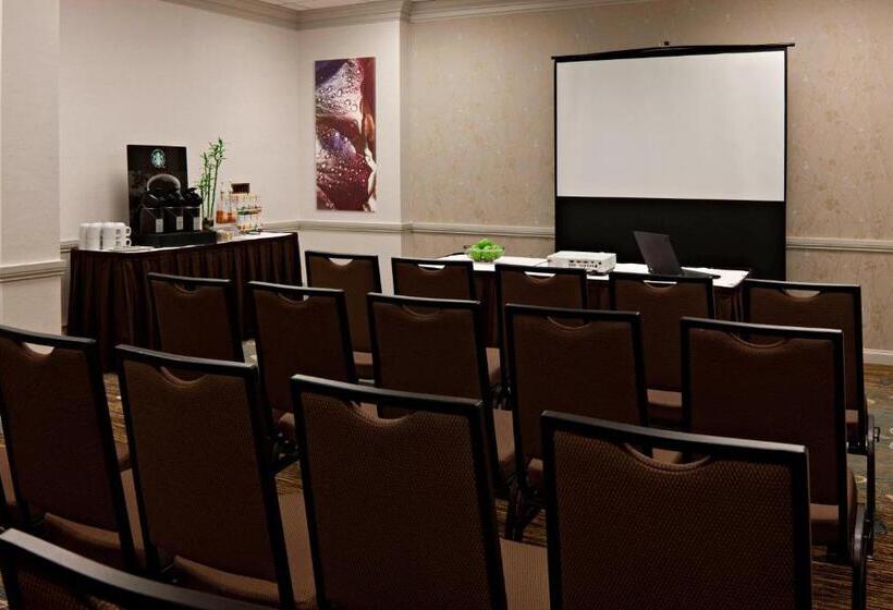 Delta Hotels By Marriott Winnipeg