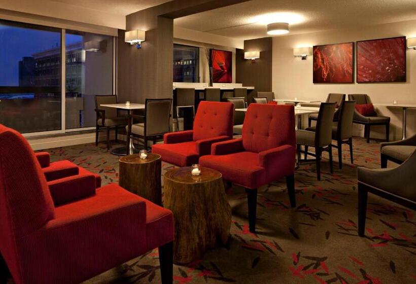 Delta Hotels By Marriott Winnipeg