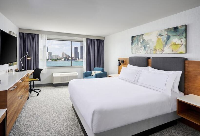 Doubletree By Hilton Windsor Hotel & Suites