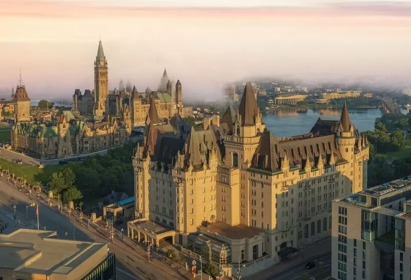 فندق Fairmont Château Laurier