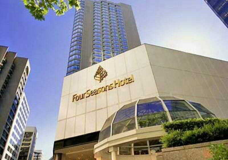 هتل Four Seasons Vancouver