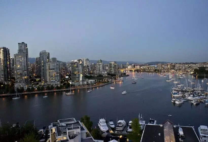 酒店 Granville Island