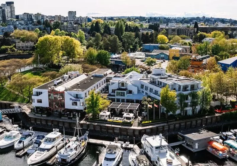 酒店 Granville Island