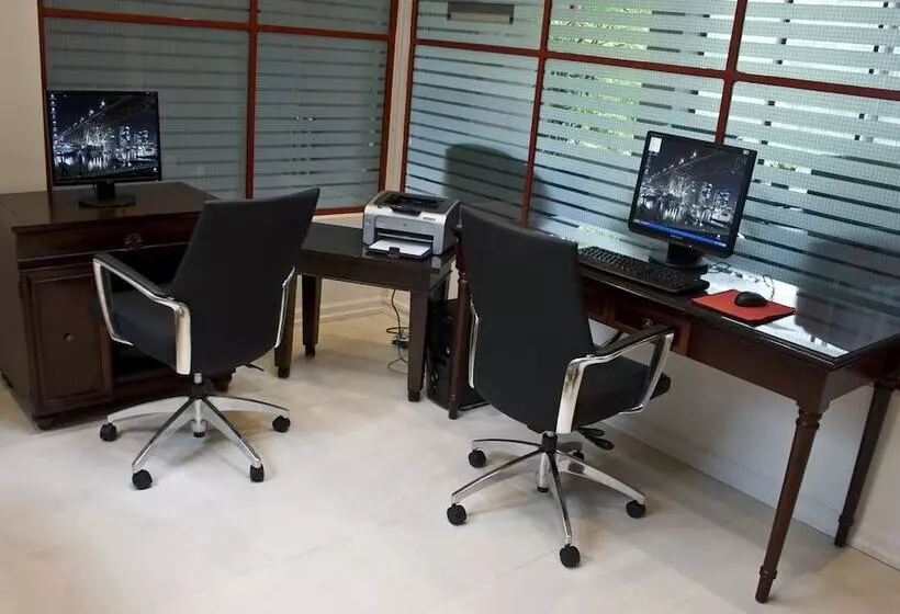 酒店 Granville Island