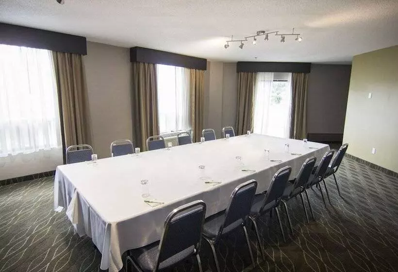 Hotel Holiday Inn Sudbury, An Ihg