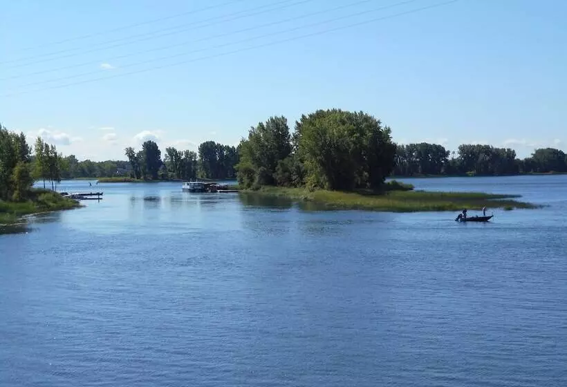 Отель Hôtels Gouverneur Montréal   île Charron
