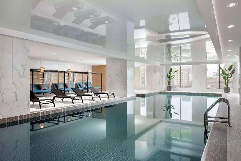 Отель Hyatt Place Montreal Downtown