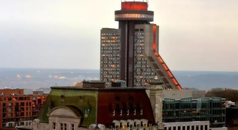 Hotelli Le Concorde Quebec