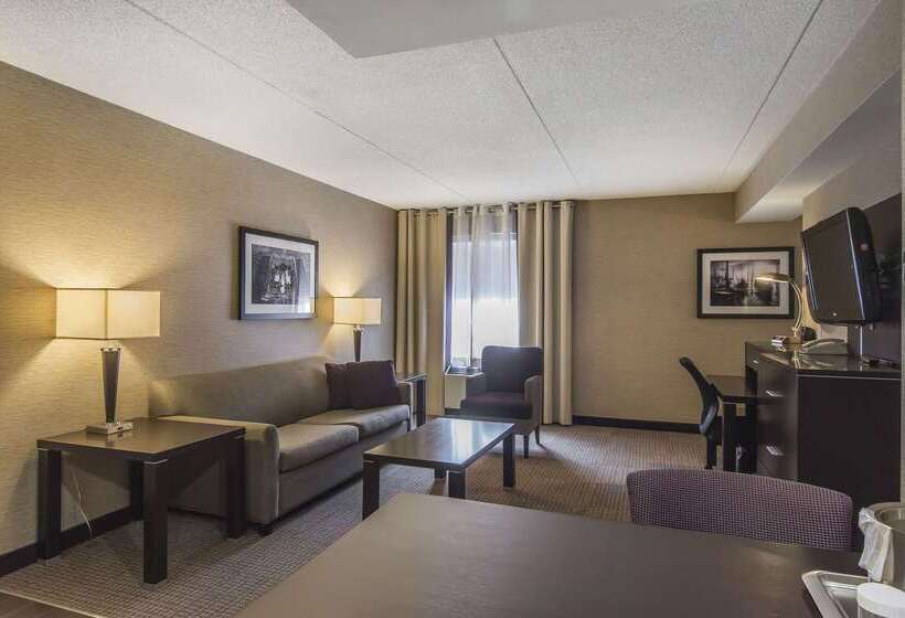 Quattro Hotel & Conf. Centre, Ascend Hotel Collection