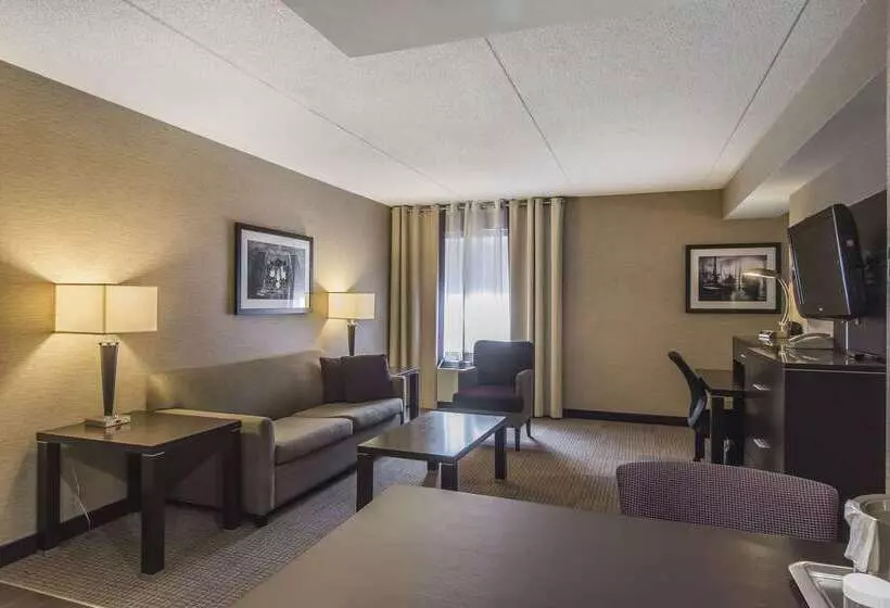 Quattro Hotel & Conf. Centre, Ascend Hotel Collection