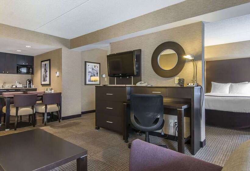 Quattro Hotel & Conf. Centre, Ascend Hotel Collection